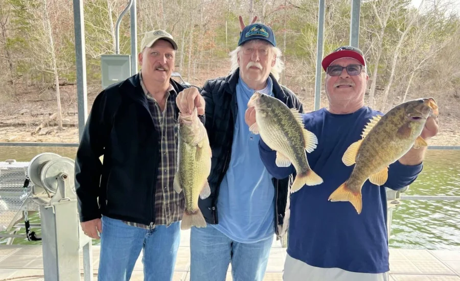 Successful bass fishing trip with anglers in Branson